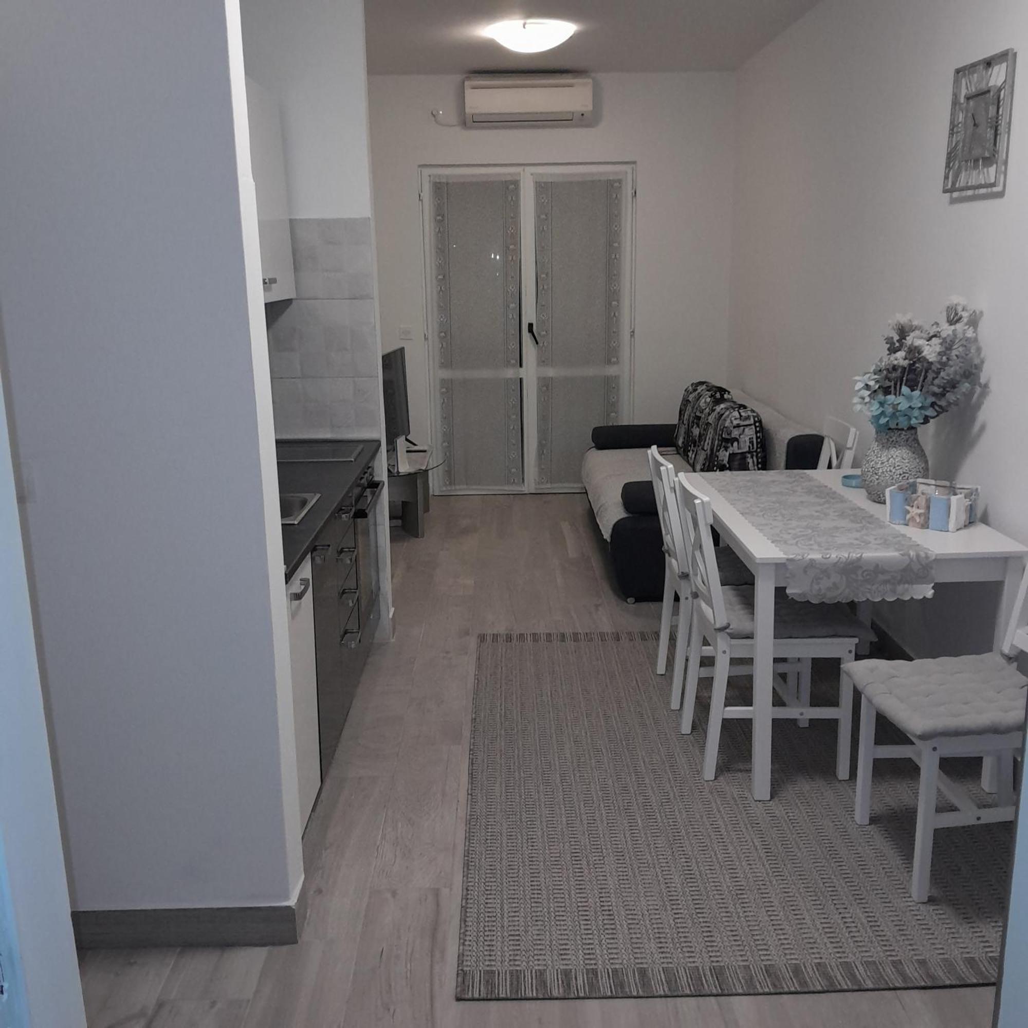 Diana Apartment Porec Exterior photo